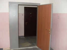 Тамбурные двери