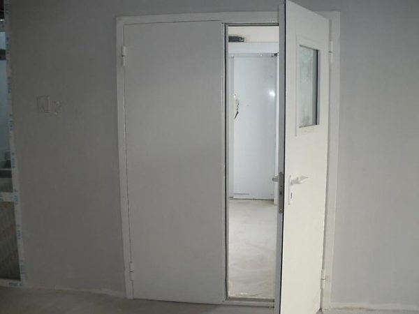 Металлические технические двери